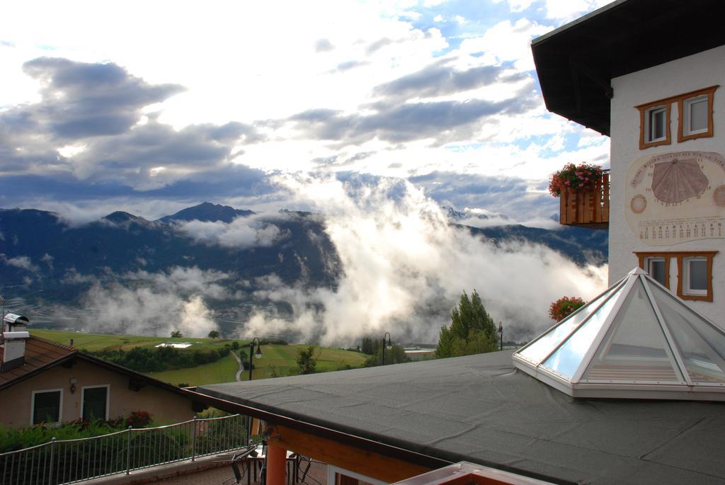 La Montanina Hotel In Val Di Non Malosco Bagian luar foto