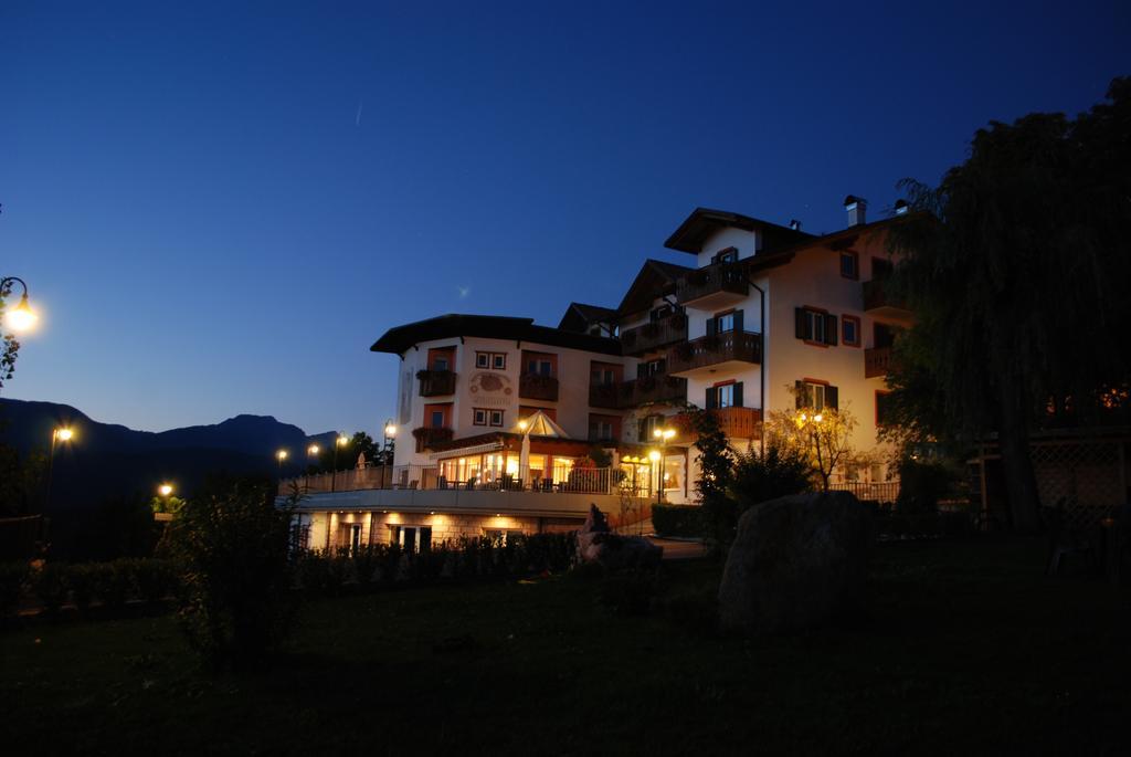 La Montanina Hotel In Val Di Non Malosco Bagian luar foto