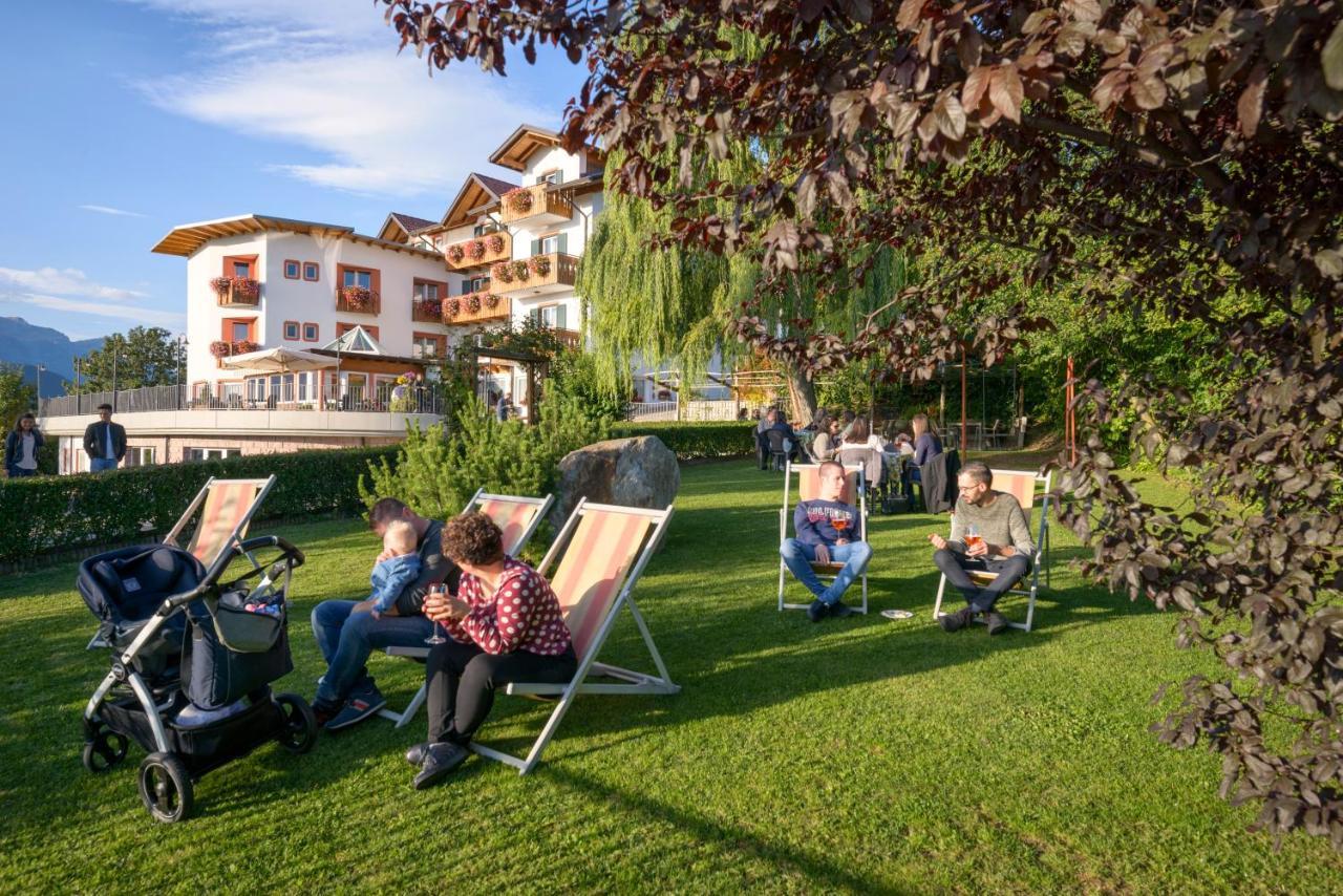 La Montanina Hotel In Val Di Non Malosco Bagian luar foto